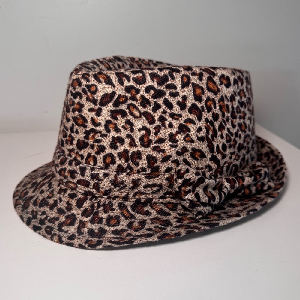 Leopard Print Short Brin Fedora Hat